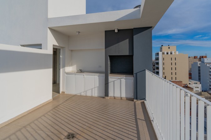 Departamento en venta con terraza - Palza Mitre 