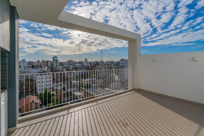 Departamento en venta con terraza - Palza Mitre 