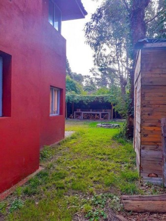 CASA EN VENTA - Los Comechingones entre Mangoré y Namuncurá S/N