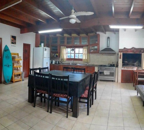 CASA EN VENTA - Los Comechingones entre Mangoré y Namuncurá S/N