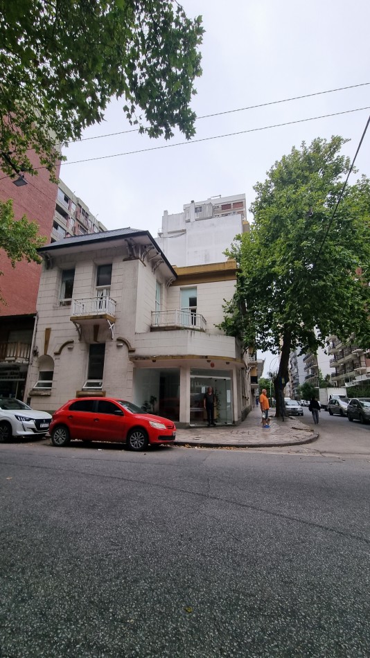 ESQUINA EN VENTA - Gascon 2099