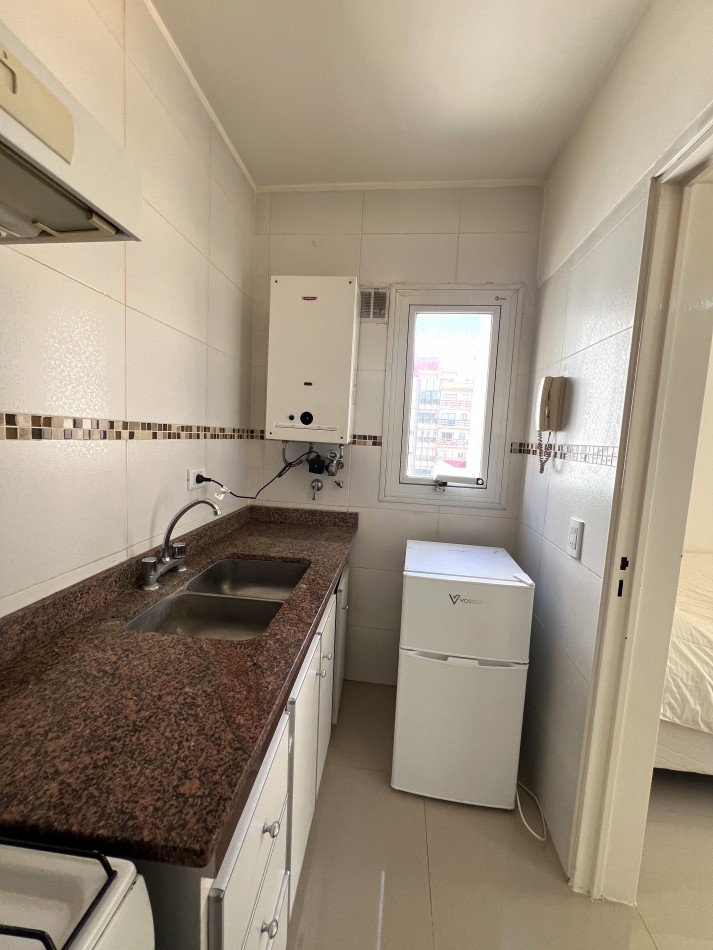 MONOAMBIENTE EN VENTA - Catamarca 1000