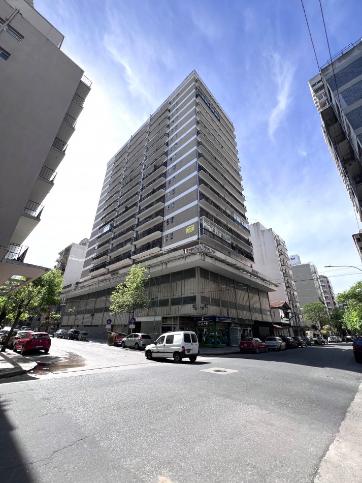 MONOAMBIENTE EN VENTA - GASCON 2000