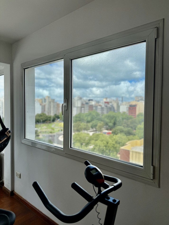 INCREIBLE PISO 4 AMBIENTES EN VENTA - VISTA PANORAMICA A PLAZA MITRE -  FALUCHO 2800 