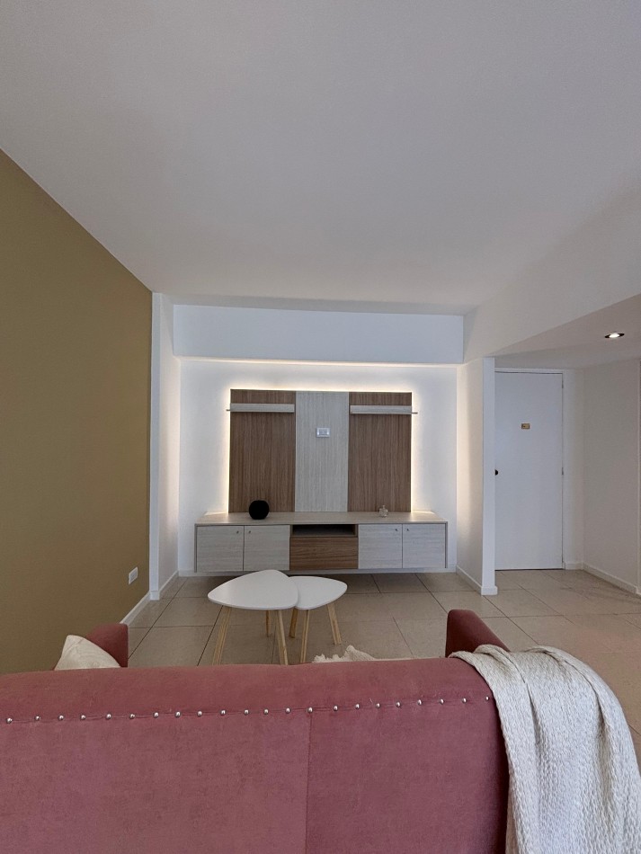 VENTA - DEPARTAMENTO  2 AMB RECICLADO - Santiago del estero 1700
