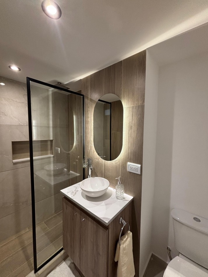  VENTA - DEPARTAMENTO  2 AMB RECICLADO - Santiago del estero 1700