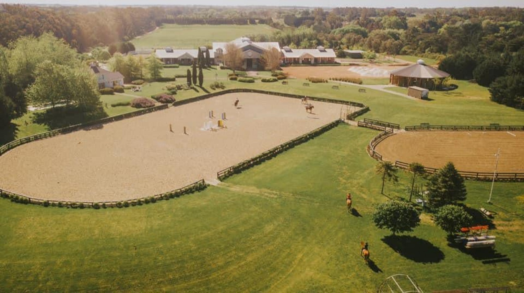 LOTE EN VENTA - BARRIO CASONAS DEL HARAS ( HARAS SANTA MARIA)