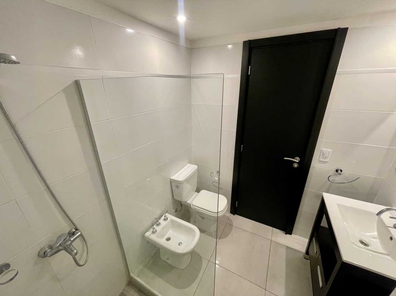 VENTA SEMIPISO 3 AMB - SARMIENTO 2800