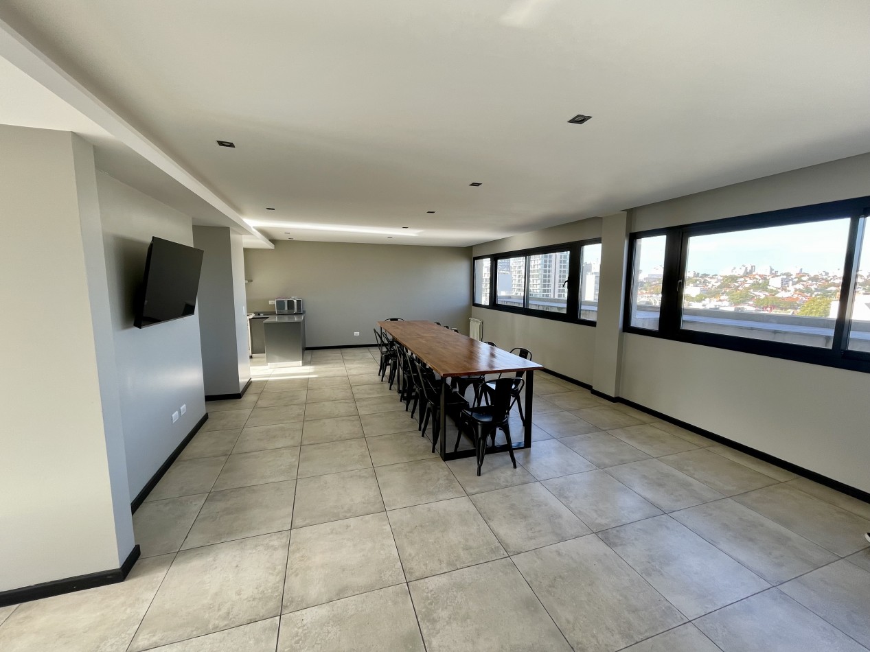 VENTA SEMIPISO 3 AMB - SARMIENTO 2800