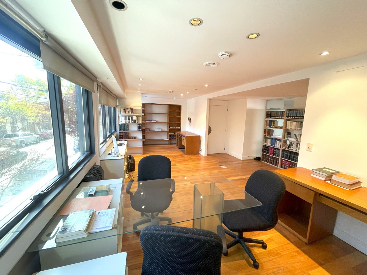 ALQUILER OFICINAS - 20 DE SEPTIEMBRE 1200