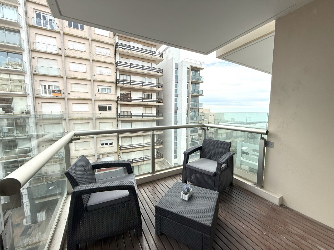 VENTA SEMIPISO 3 AMBIENTES - GASCON 60