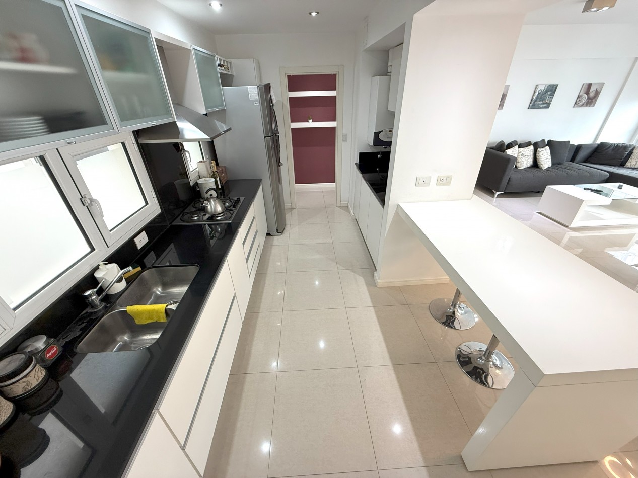 VENTA SEMIPISO 3 AMBIENTES - GASCON 60