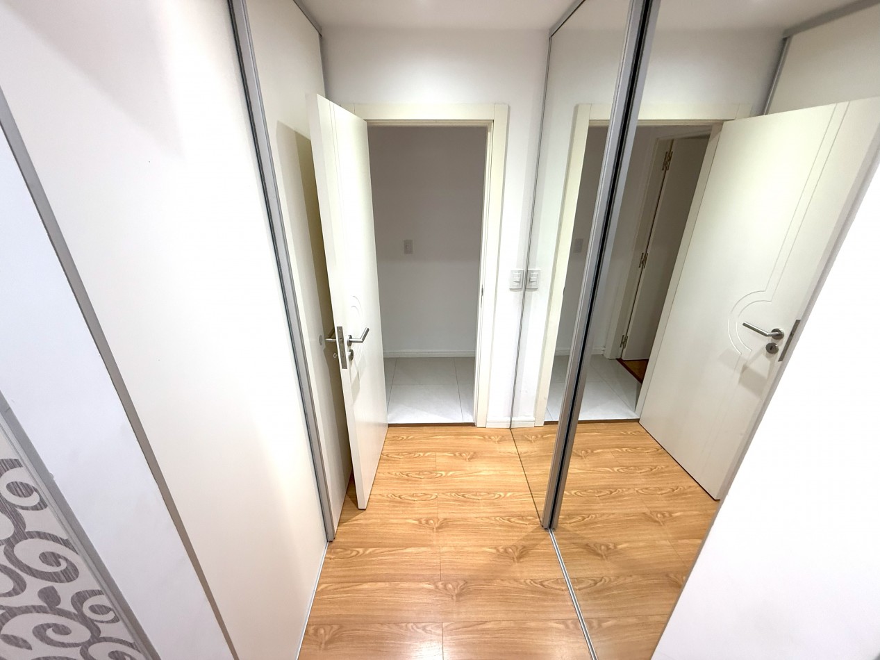 VENTA SEMIPISO 3 AMBIENTES - GASCON 60