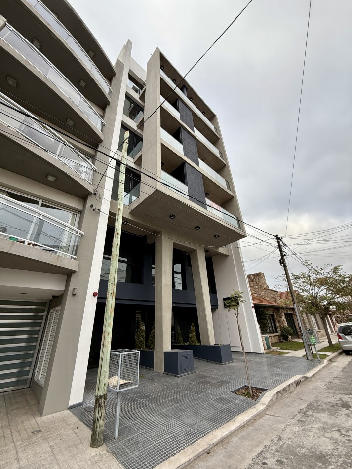 ALQUILER DEPARTAMENTO 2 AMB - LA RIOJA 3900