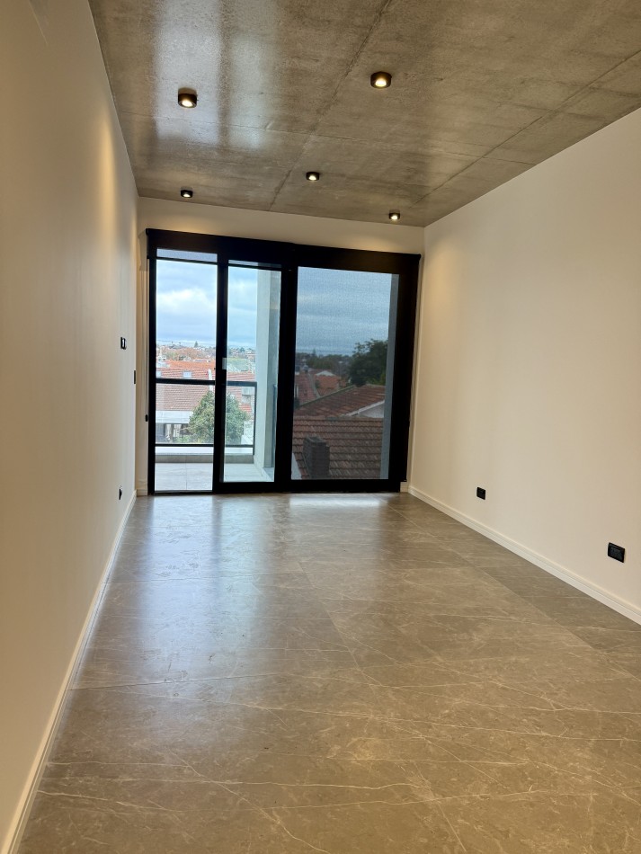 ALQUILER DEPARTAMENTO 2 AMB - LA RIOJA 3900