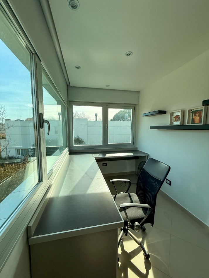 VENTA CASA 5 AMBIENTES - BARRIO PRIVADO RUMENCO LOS PINOS