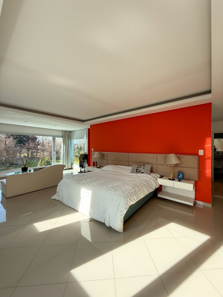 VENTA CASA 5 AMBIENTES - BARRIO PRIVADO RUMENCO LOS PINOS