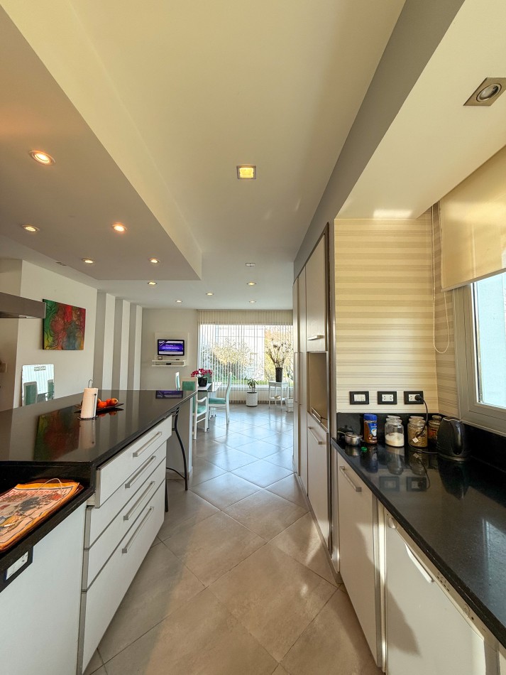VENTA CASA 5 AMBIENTES - BARRIO PRIVADO RUMENCO LOS PINOS
