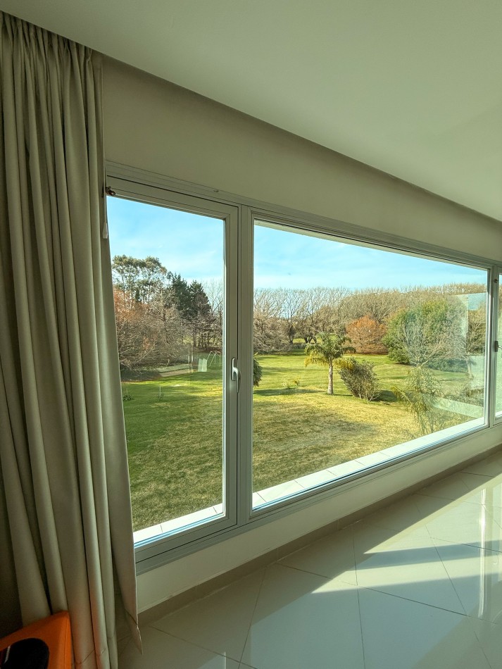 VENTA CASA 5 AMBIENTES - BARRIO PRIVADO RUMENCO LOS PINOS