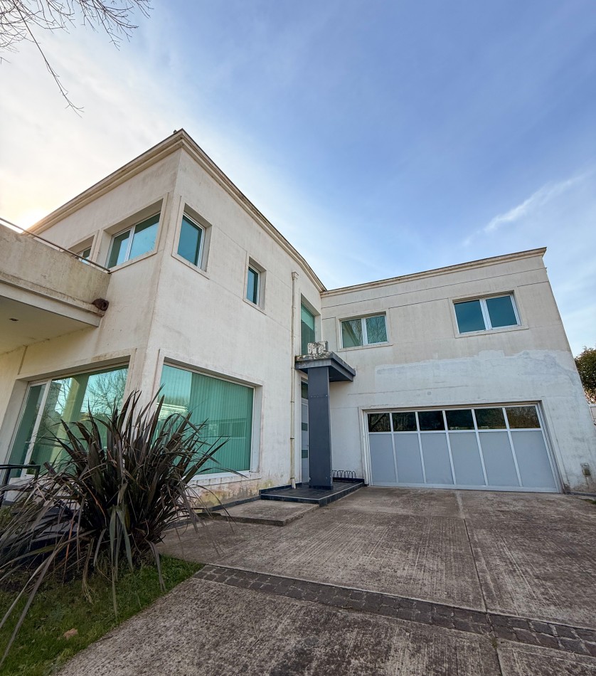 VENTA CASA 5 AMBIENTES - BARRIO PRIVADO RUMENCO LOS PINOS