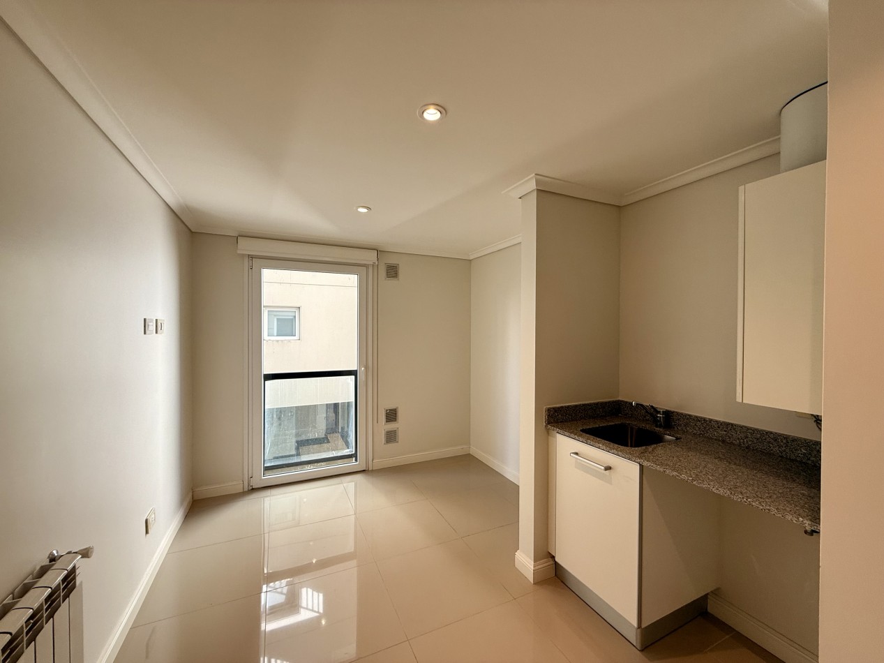 VENTA DEPARTAMENTO 3 AMBIENTES - SARMIENTO 3100
