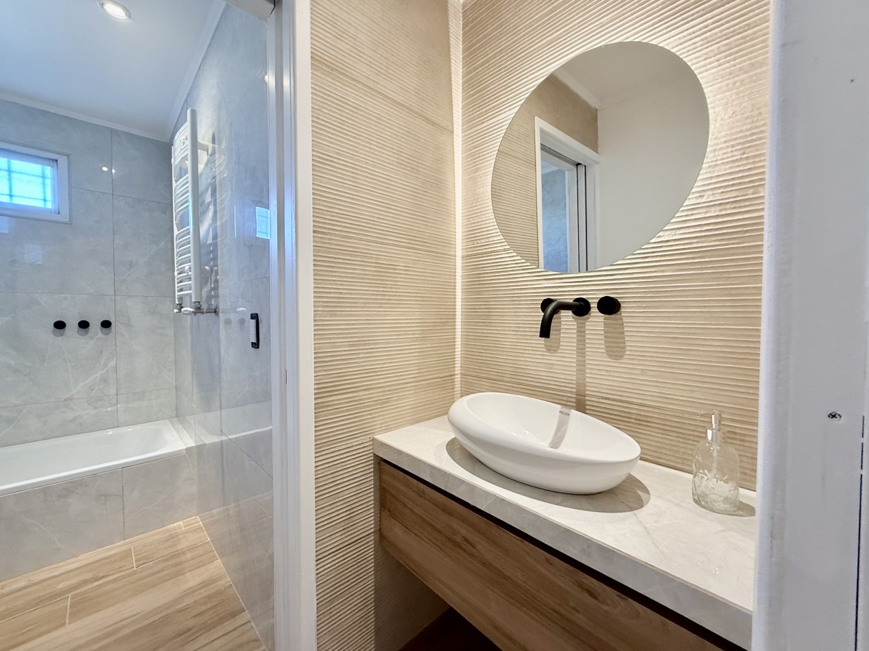 VENTA CASA 4 AMBIENTES - CATAMARCA 3800