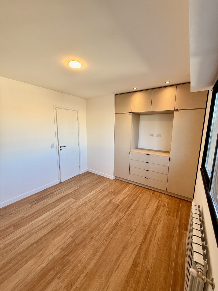 VENTA CASA 4 AMBIENTES - CATAMARCA 3800