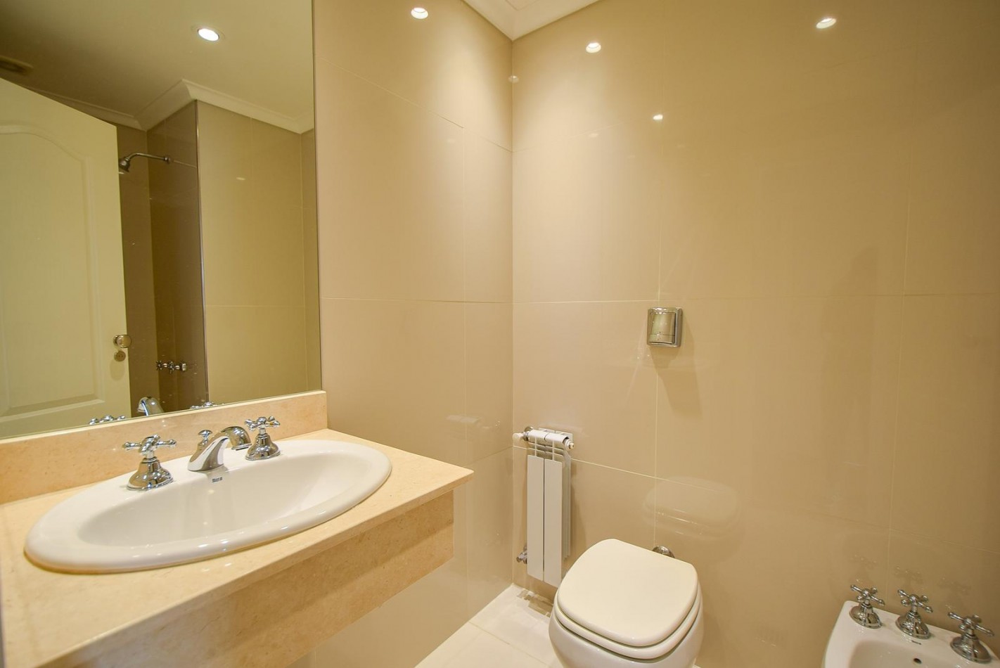 VENTA DEPARTAMENTO 3 AMBIENTES - SARMIENTO 3100