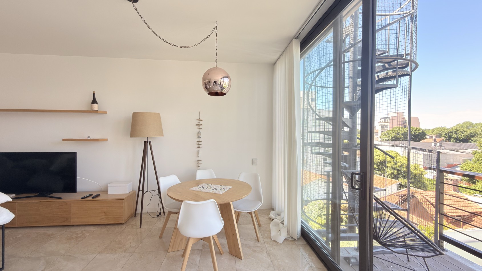 Alquiler Temporario Malecon Hue 2 ambientes con Terraza Privada