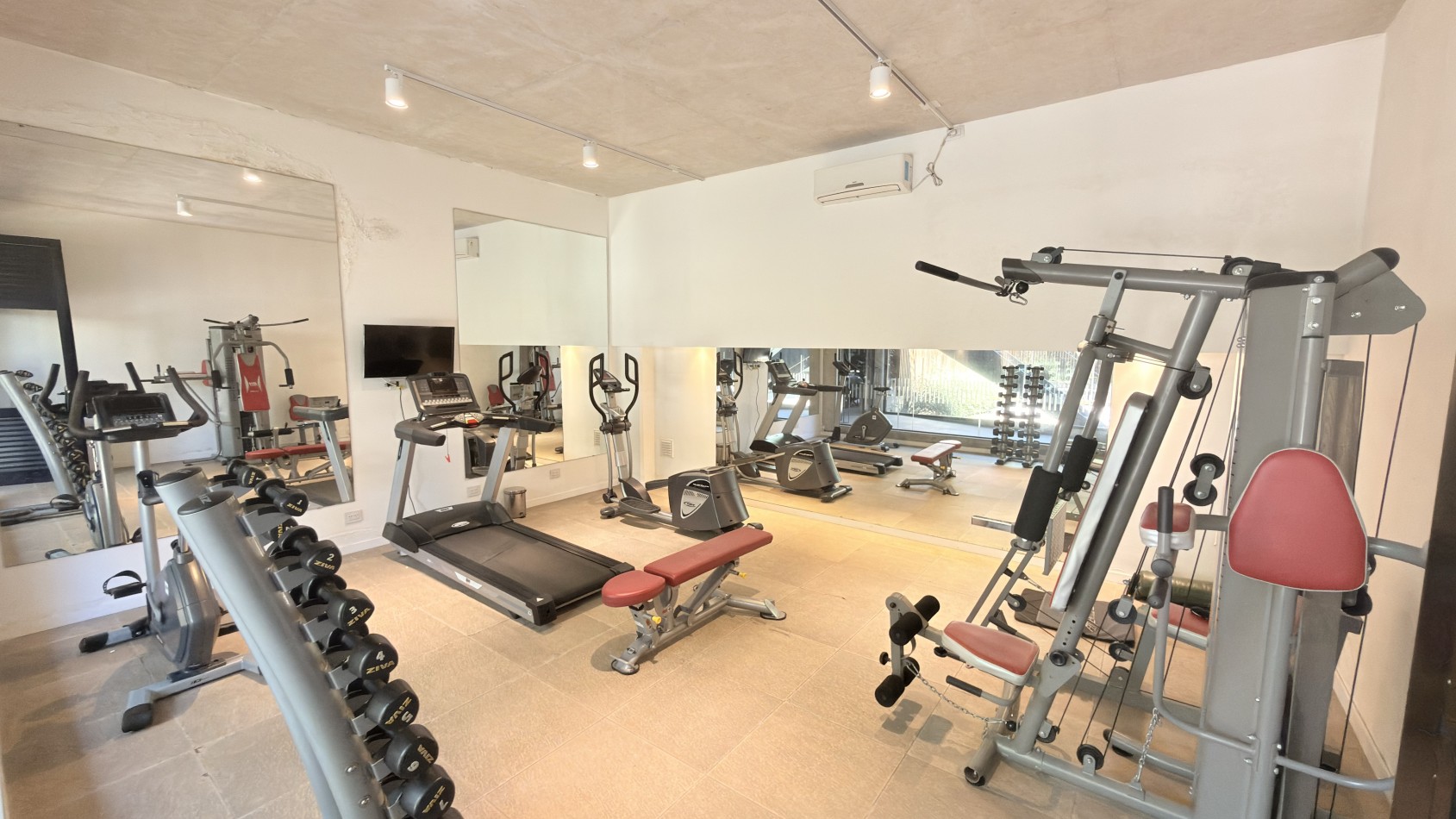 Alquiler Temporario Malecon Hue 2 ambientes con Terraza Privada