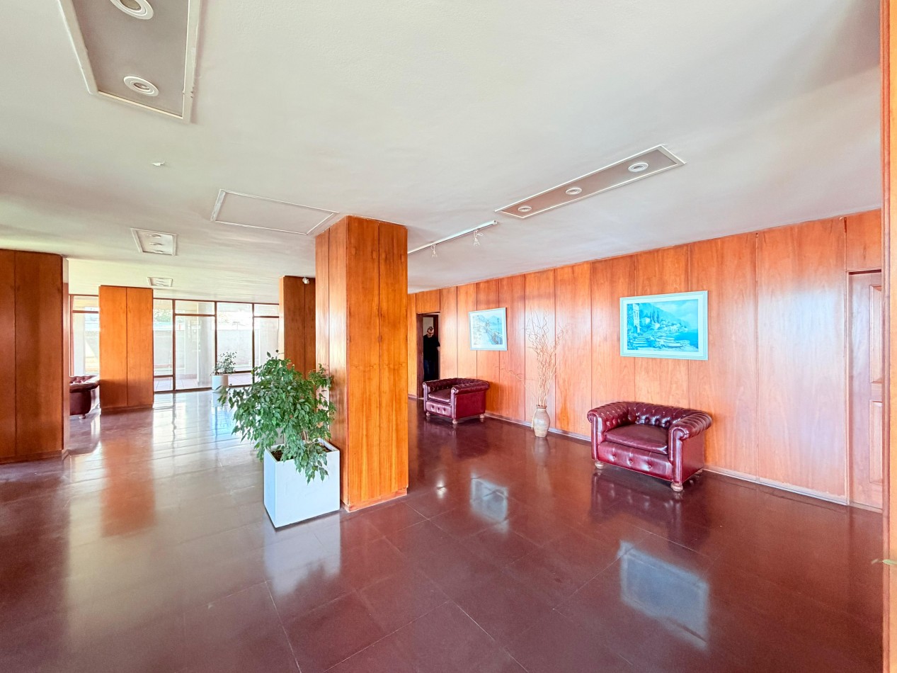 ALQUILER TEMPORARIO - Frente al Mar en Playa Grande · 7 PAX