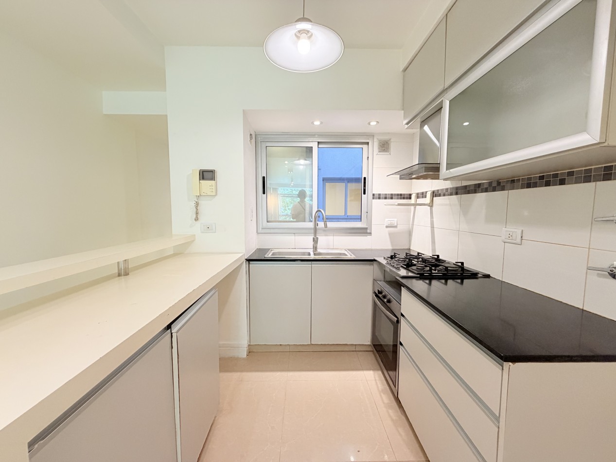 VENTA SEMIPISO 3 AMBIENTES - CATAMARCA 2300 