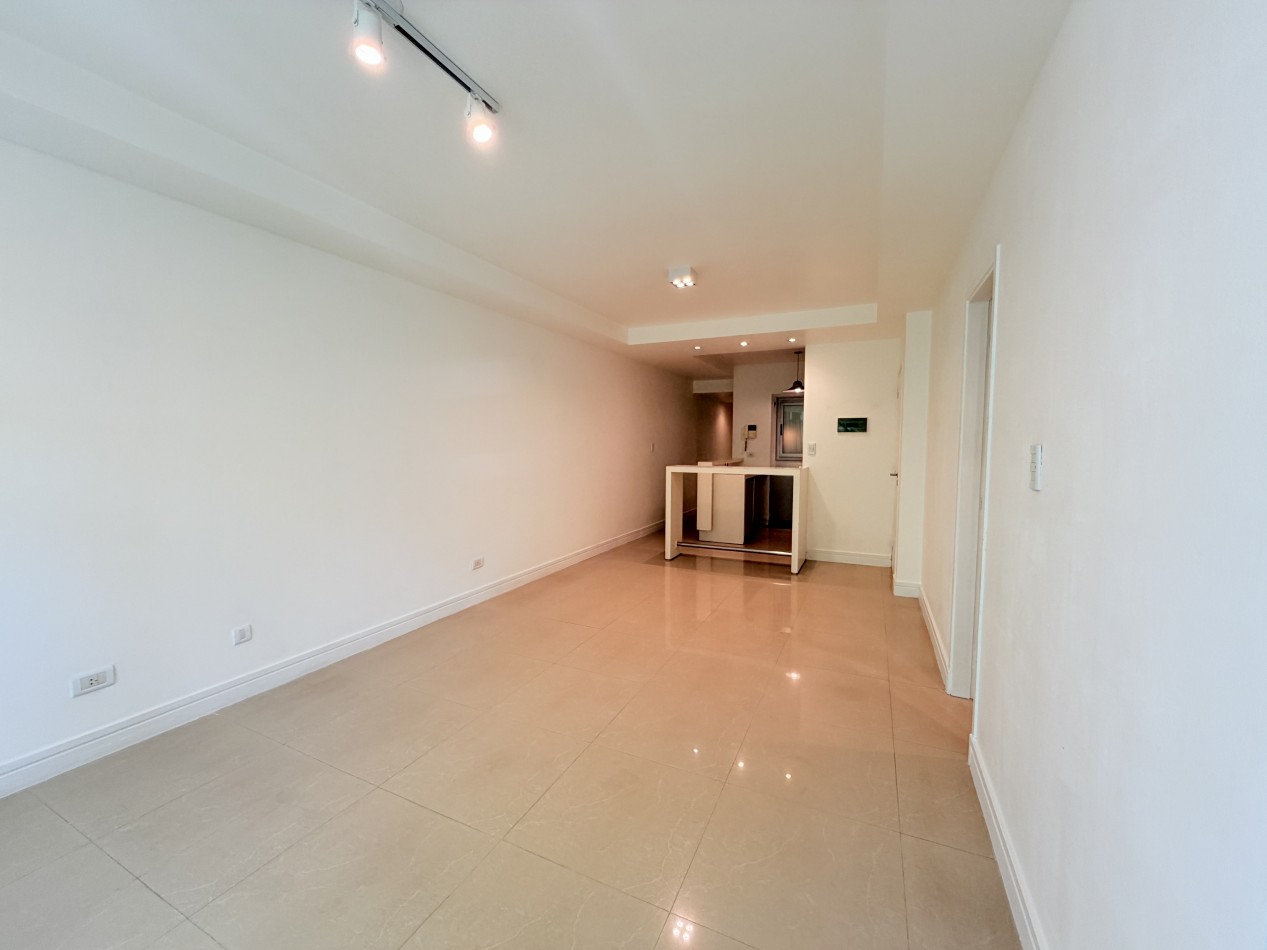 VENTA SEMIPISO 3 AMBIENTES - CATAMARCA 2300 