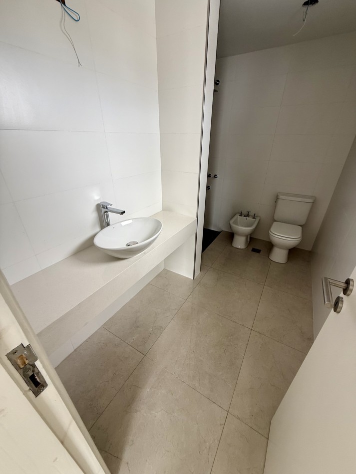 A ESTRENAR! ALQUILER PERMANENTE 4 AMBIENTES CON COCHERA. MAR DEL PLATA