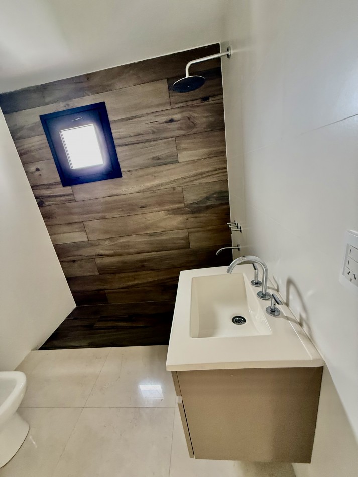 A ESTRENAR! ALQUILER PERMANENTE 4 AMBIENTES CON COCHERA. MAR DEL PLATA