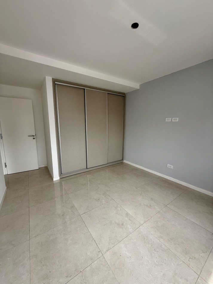 A ESTRENAR! ALQUILER PERMANENTE 4 AMBIENTES CON COCHERA. MAR DEL PLATA