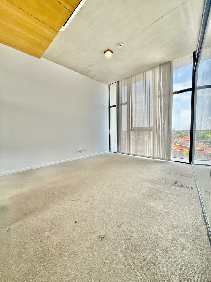 CONSTITUCION. OFICINAS EN ALQUILER.