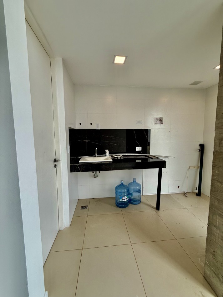 CONSTITUCION. OFICINAS EN ALQUILER.