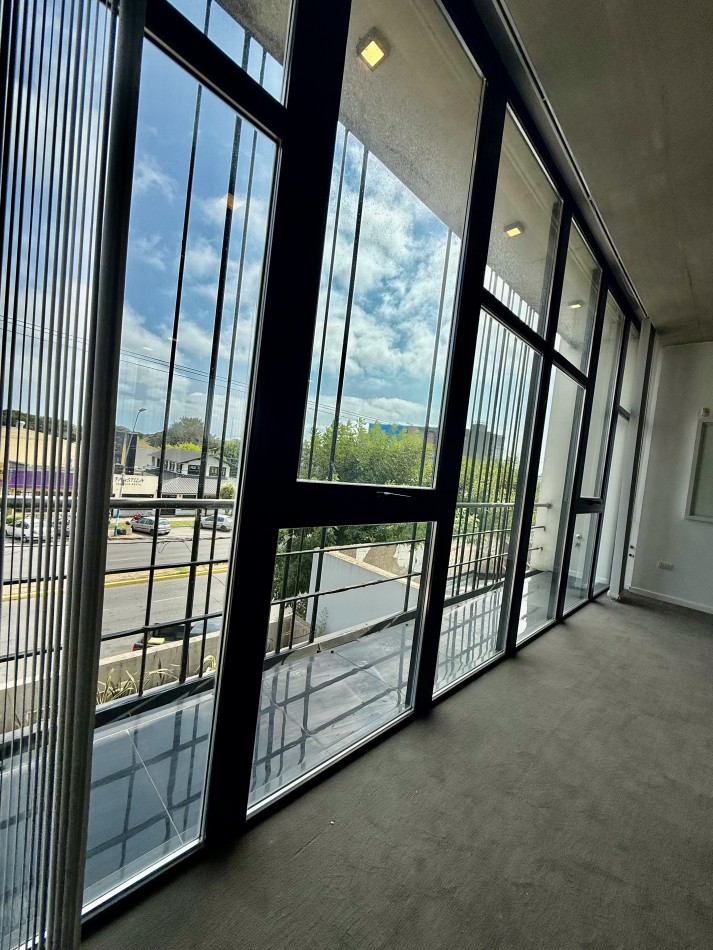 CONSTITUCION. OFICINAS EN ALQUILER.