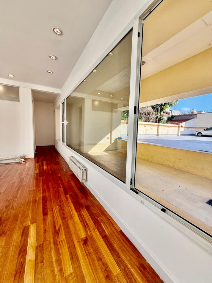 Oficina en alquiler en Guemes