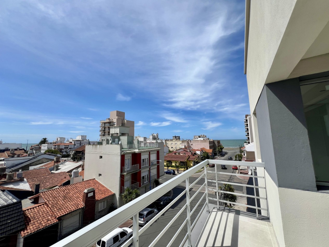 Semipiso moderno de 3 ambientes a metros del mar - Zona Norte | 106 m²