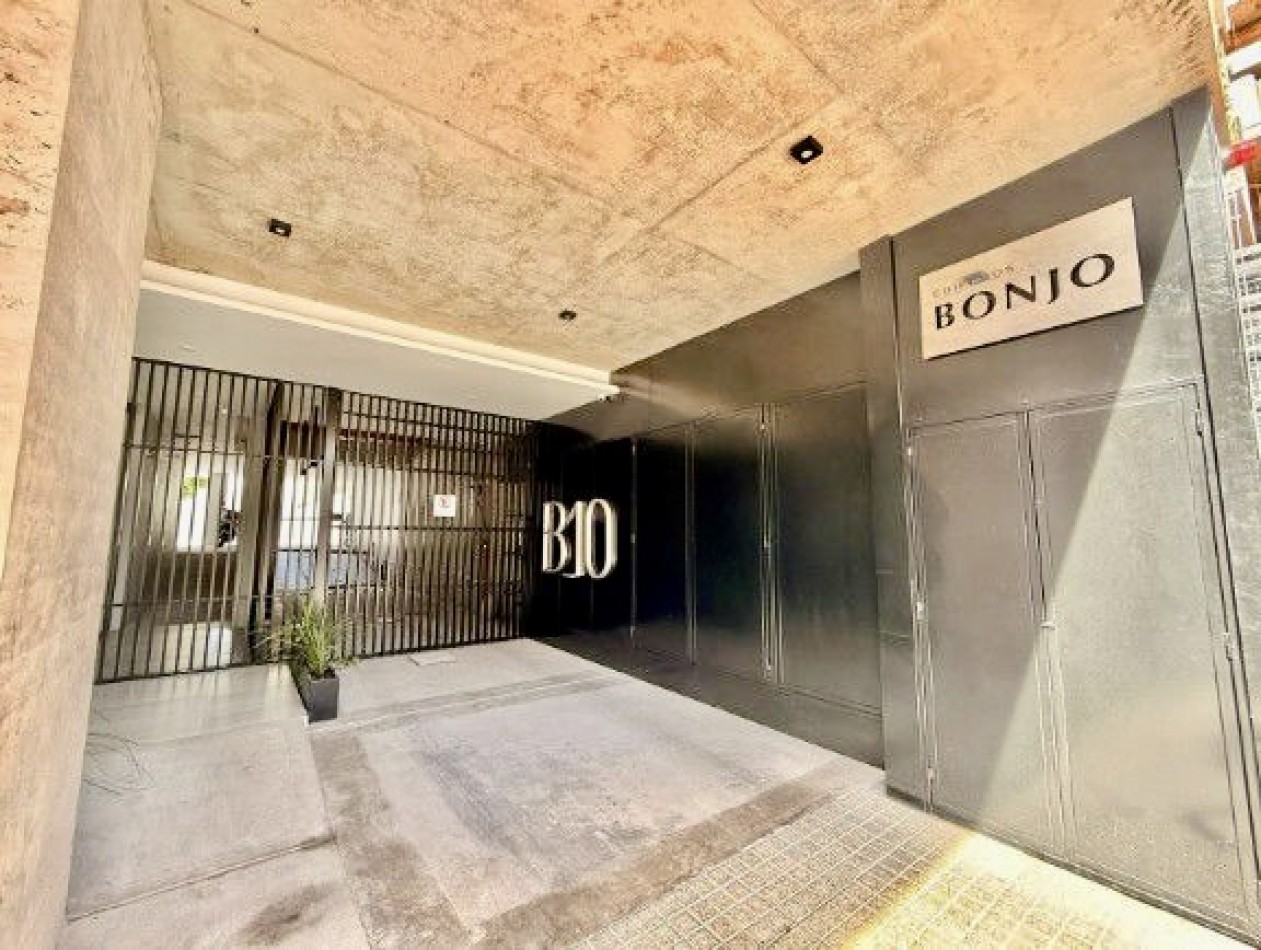 Monoambiente a estrenar. Zona Aldrey. 