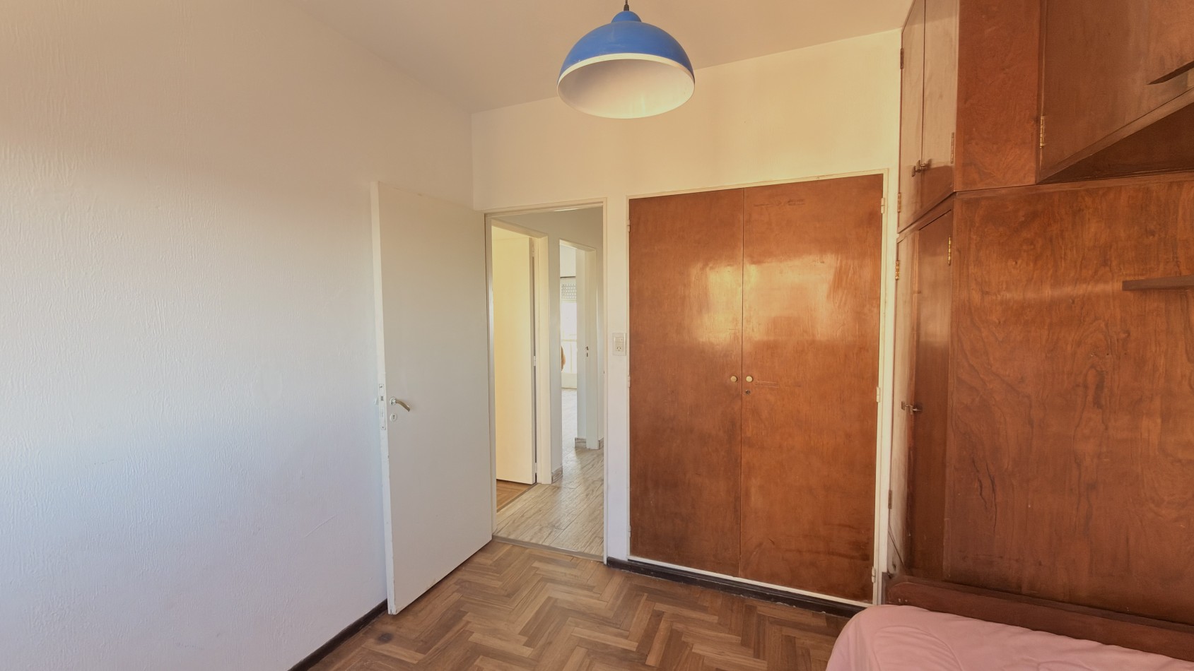 Departamento 4 ambientes en pleno centro - Piso alto con vista abierta