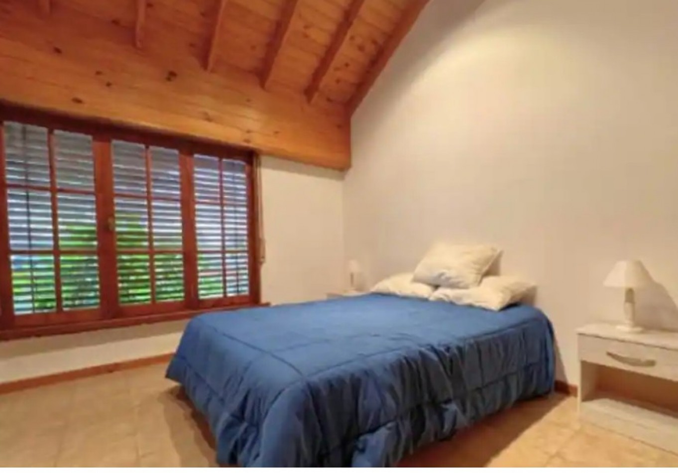 Casa en alquiler en Los Troncos - Roca al 800