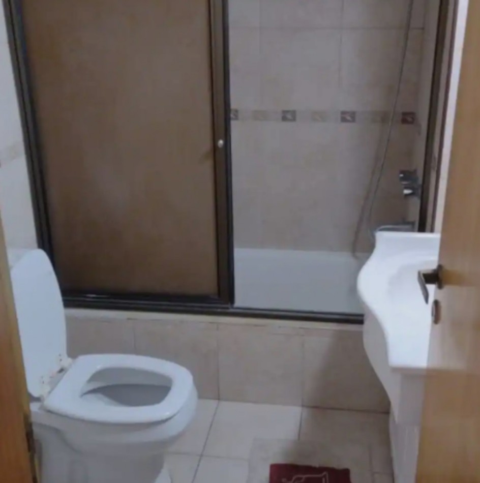 Casa en alquiler en Los Troncos - Roca al 800