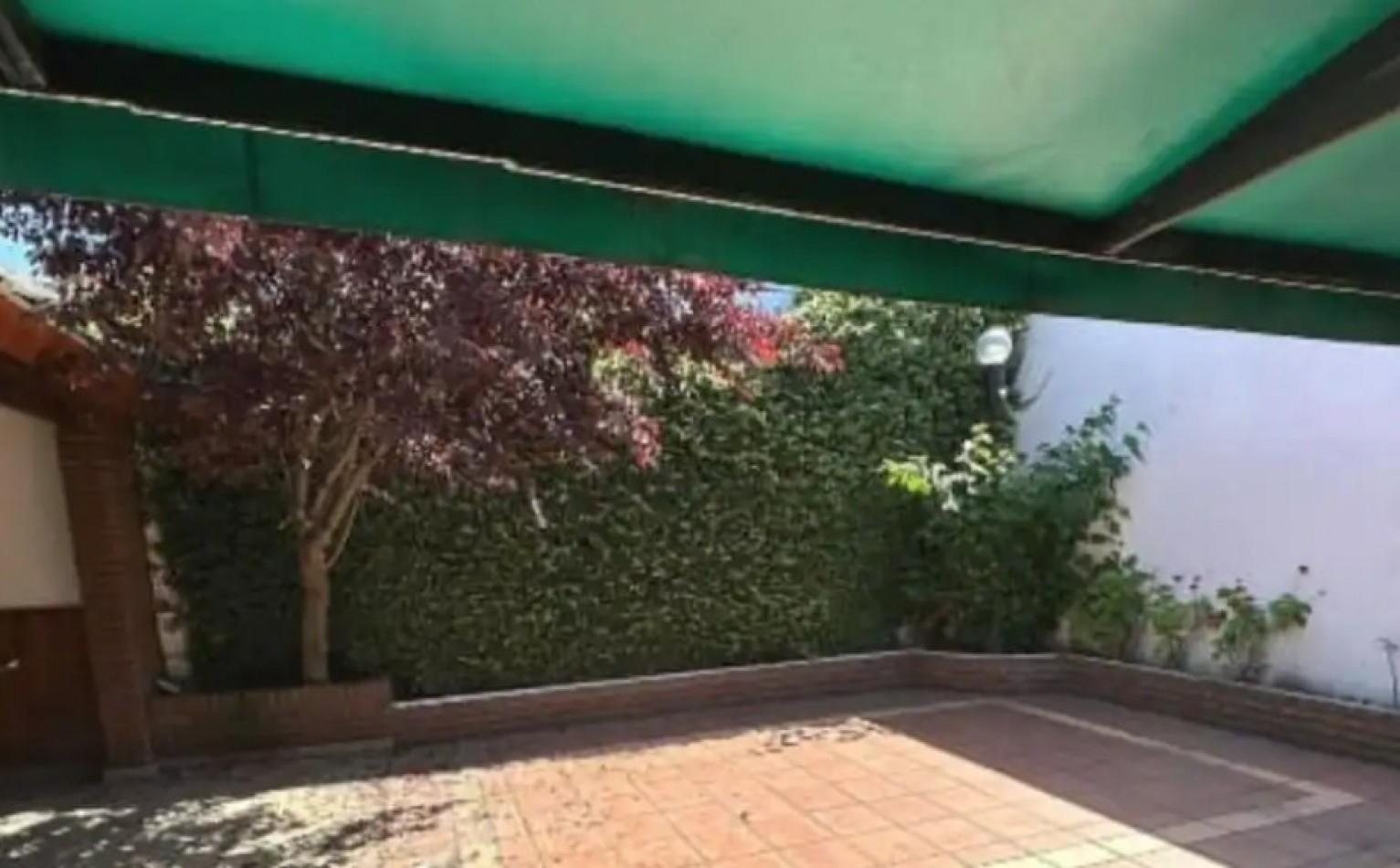 Casa en alquiler en Los Troncos - Roca al 800