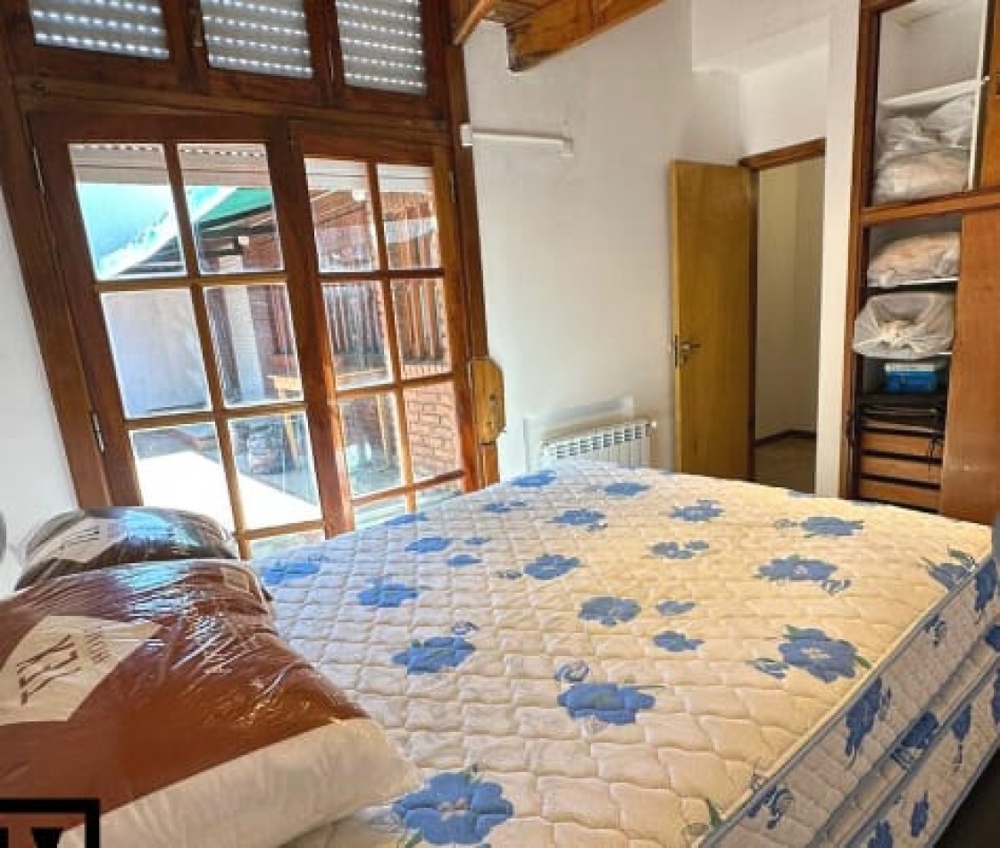 Casa en alquiler en Los Troncos - Roca al 800