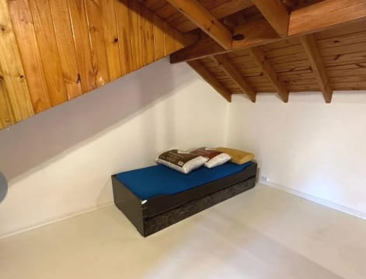 Casa en alquiler en Los Troncos - Roca al 800