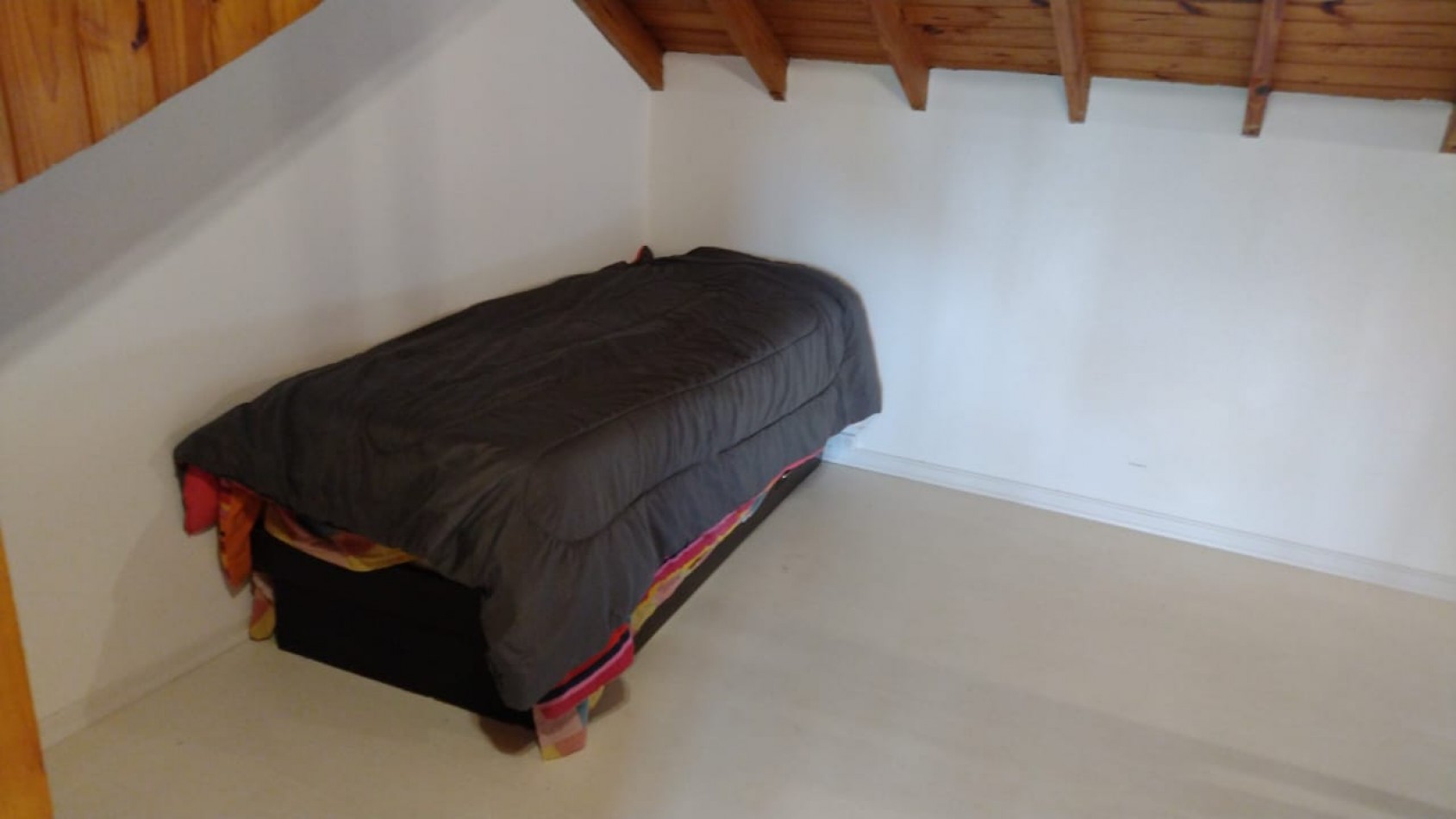 Casa en alquiler en Los Troncos - Roca al 800