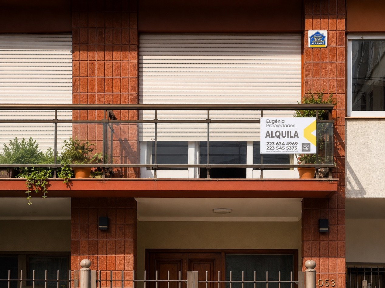 Alquiler 2 ambientes con cochera. Chauvin.